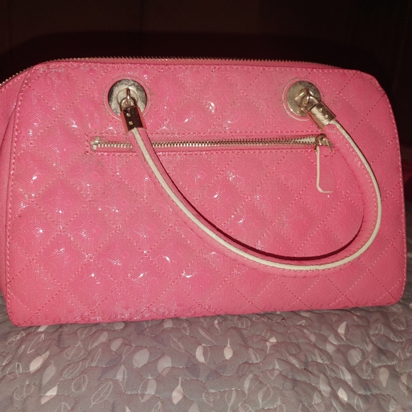 Guess Handbag - Picture 2 of 4